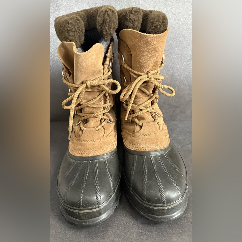 *Sorel Tan and Black Winter Boots Size 10*